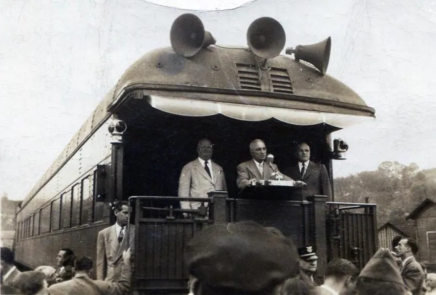 President Truman speaking at Olive Hill, Kentucky, 1948